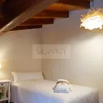 El Gorin Casona * Χιχόν